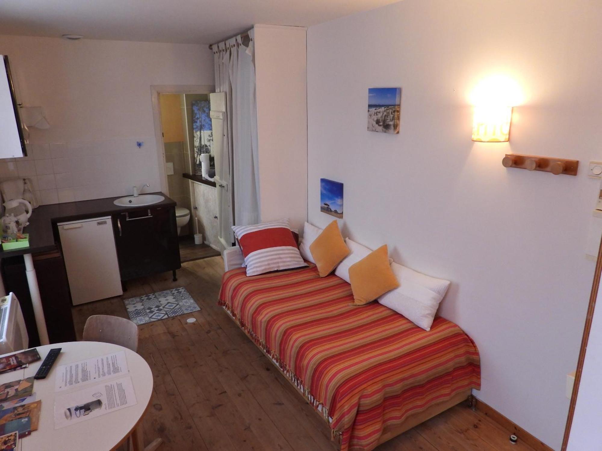 B&B Le Miroir Aux Fees 보르도 외부 사진