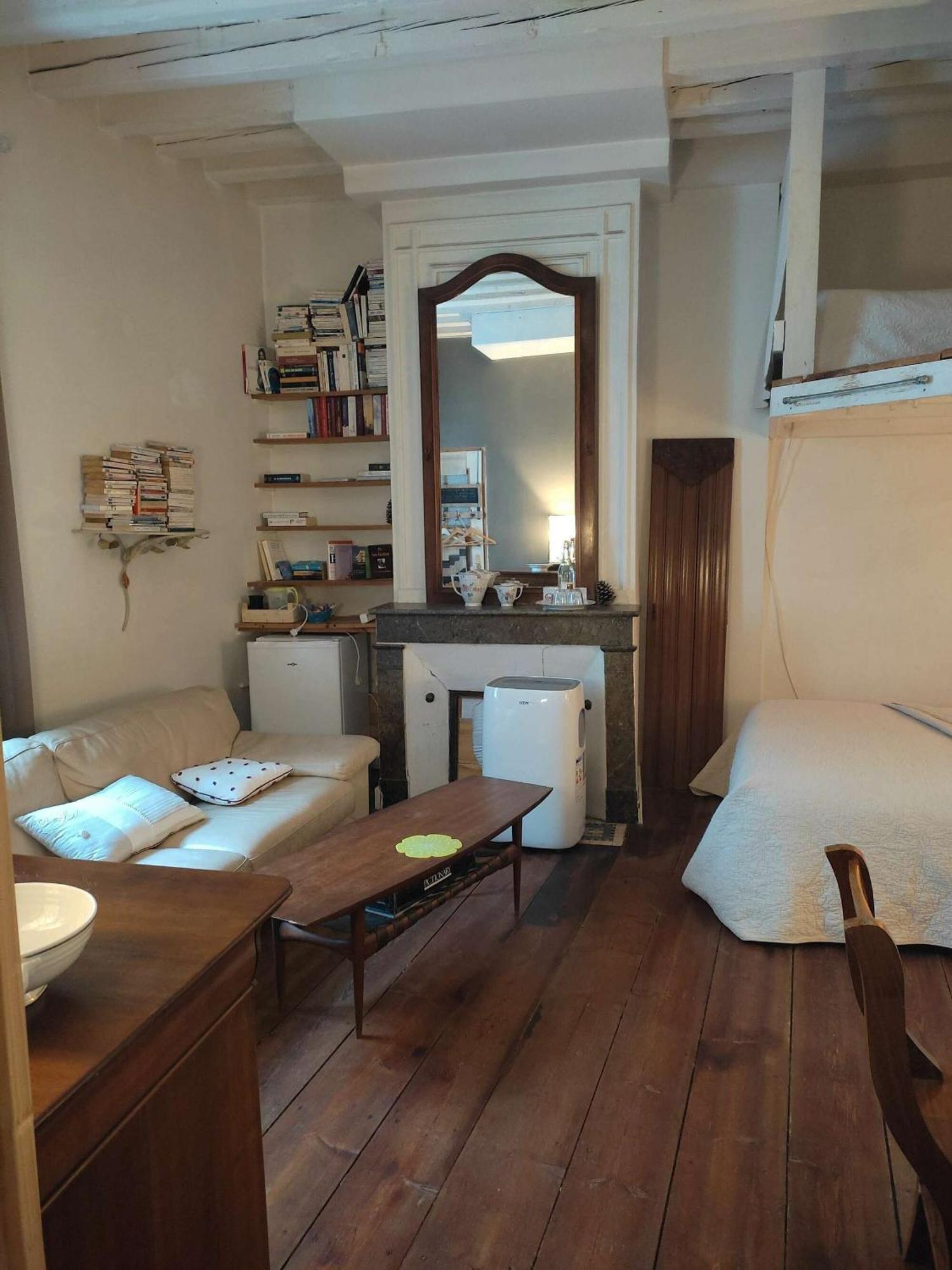 B&B Le Miroir Aux Fees 보르도 외부 사진